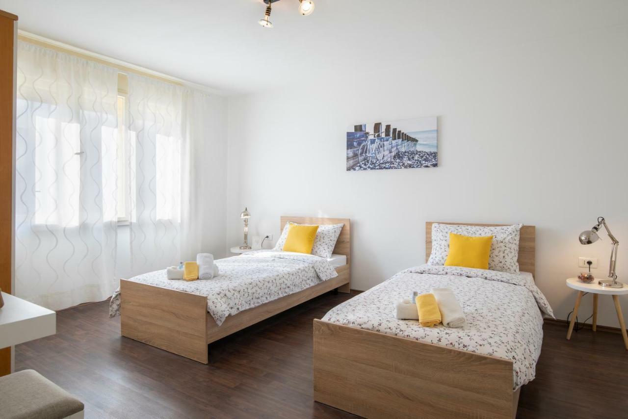 Castropola Apartment Eksteriør bilde