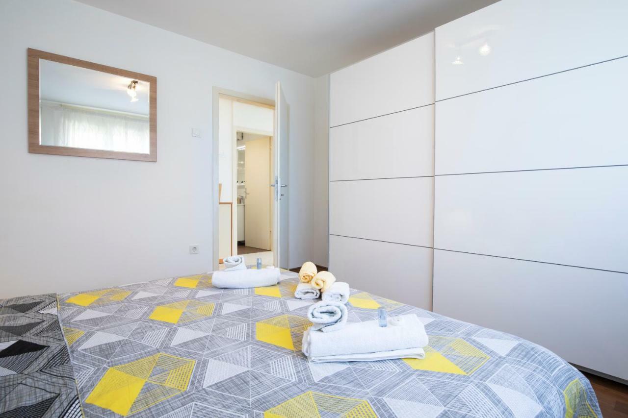Castropola Apartment Eksteriør bilde