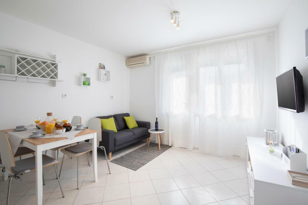 Castropola Apartment Eksteriør bilde